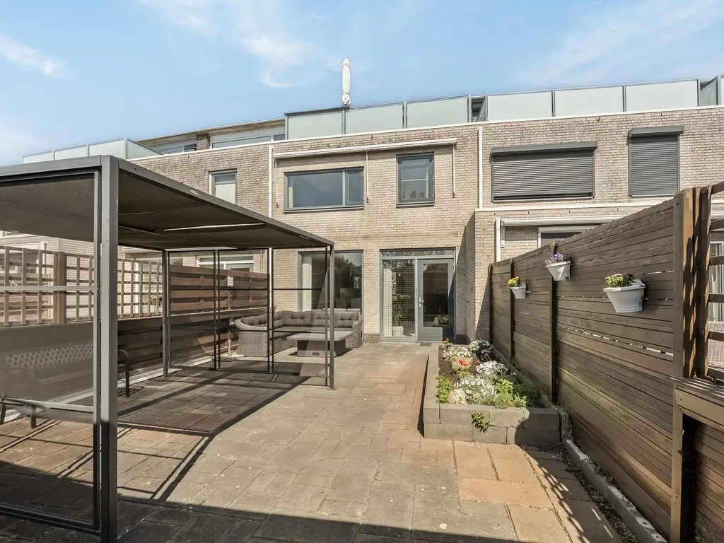 Sluisleede 43, BARENDRECHT