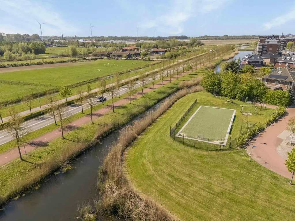 Sluisleede 43, BARENDRECHT