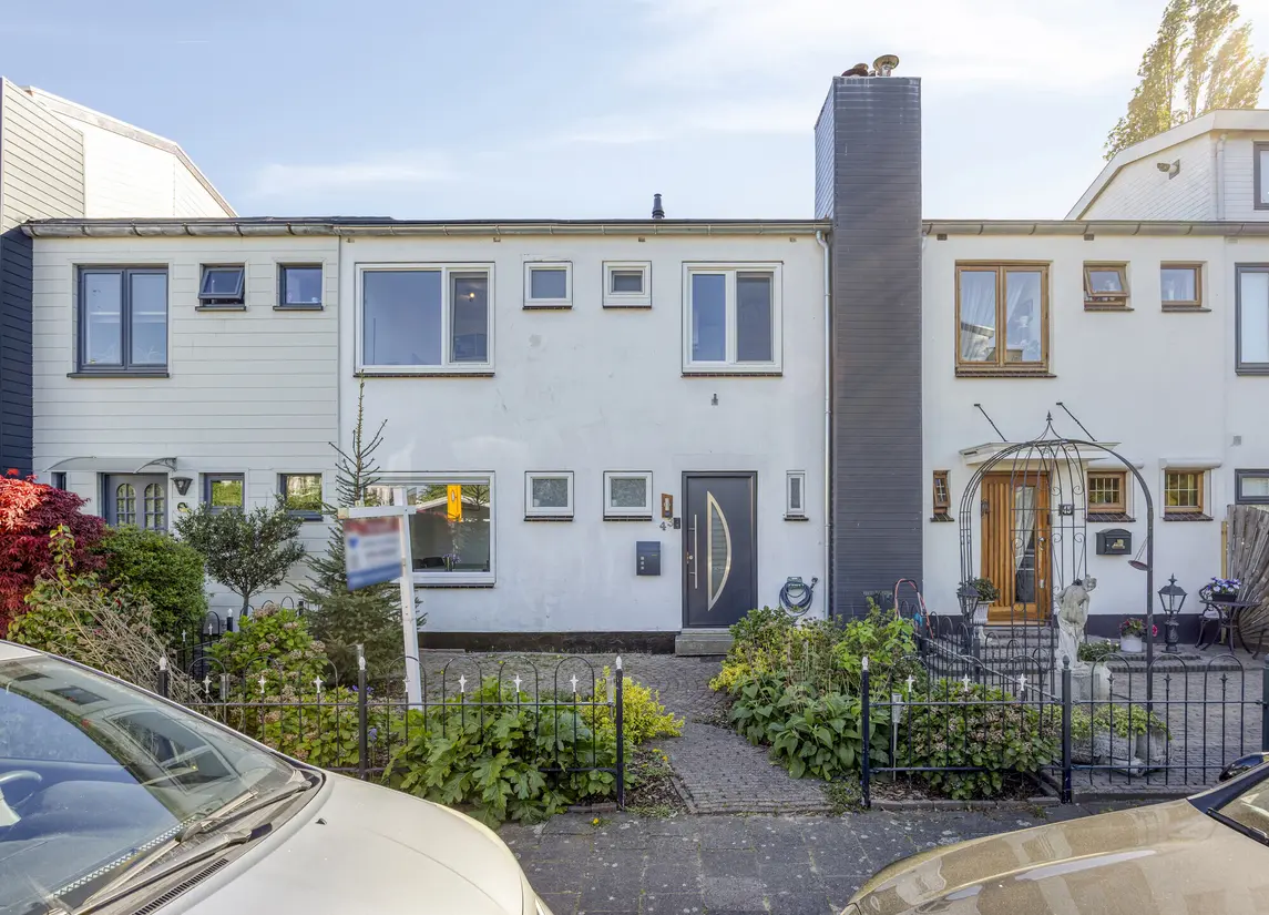 Menadostraat 43