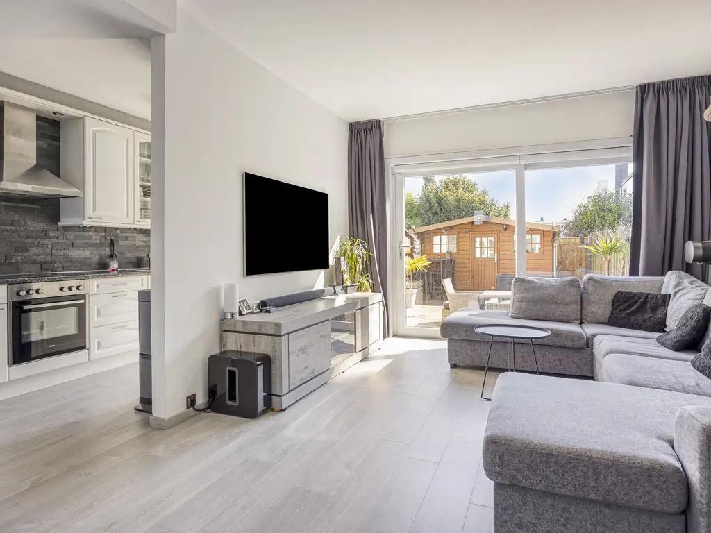 Menadostraat 43, VLAARDINGEN