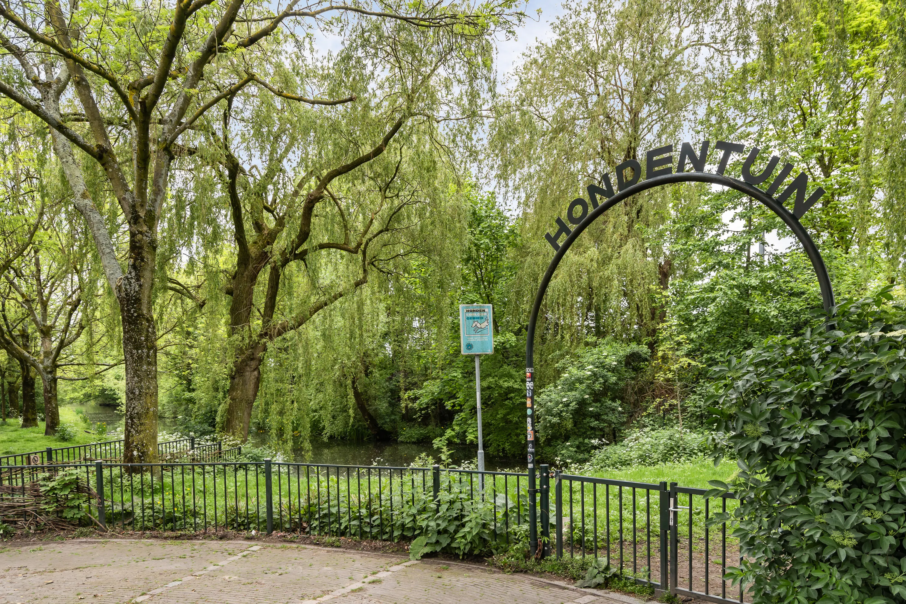 Weena 913