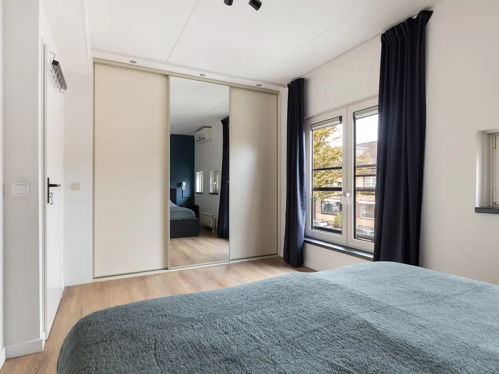 Van Eesterenveld 20, BARENDRECHT
