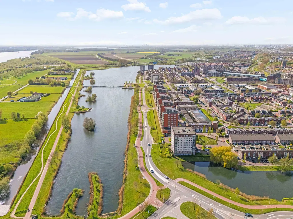 Weerkant 150, BARENDRECHT