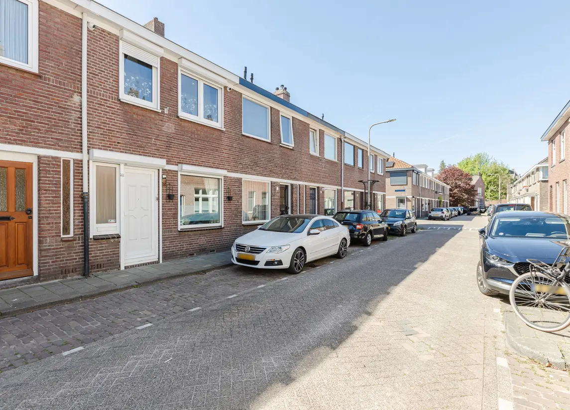 Van Heutszstraat 27