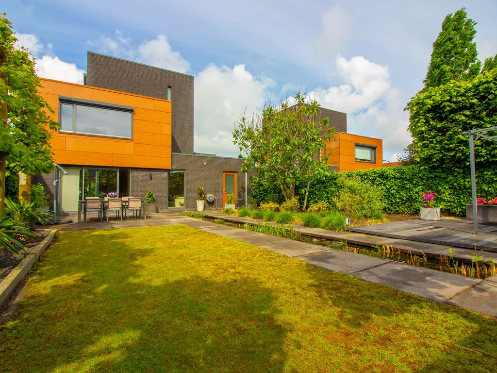 Villa Dotterbloem 19, WAALWIJK