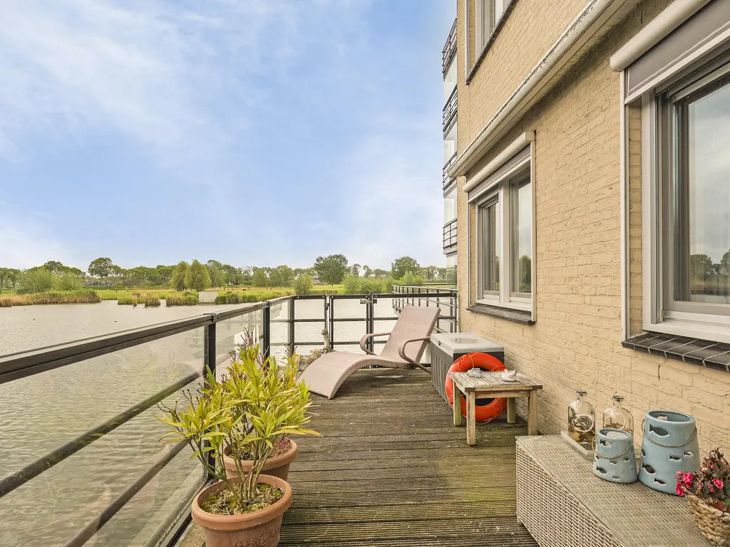 Kroon 20, RHOON