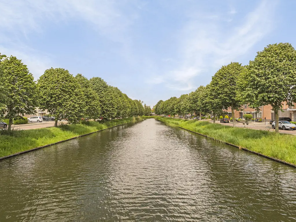 Kroon 20, RHOON