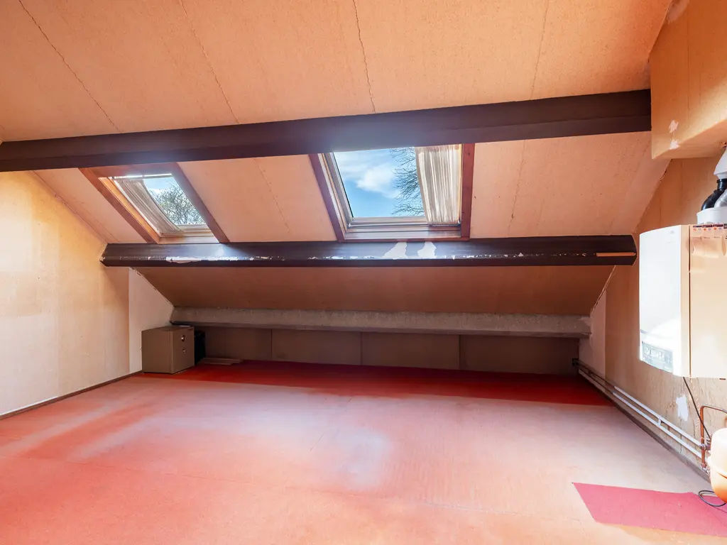 Karveel 10, BARENDRECHT