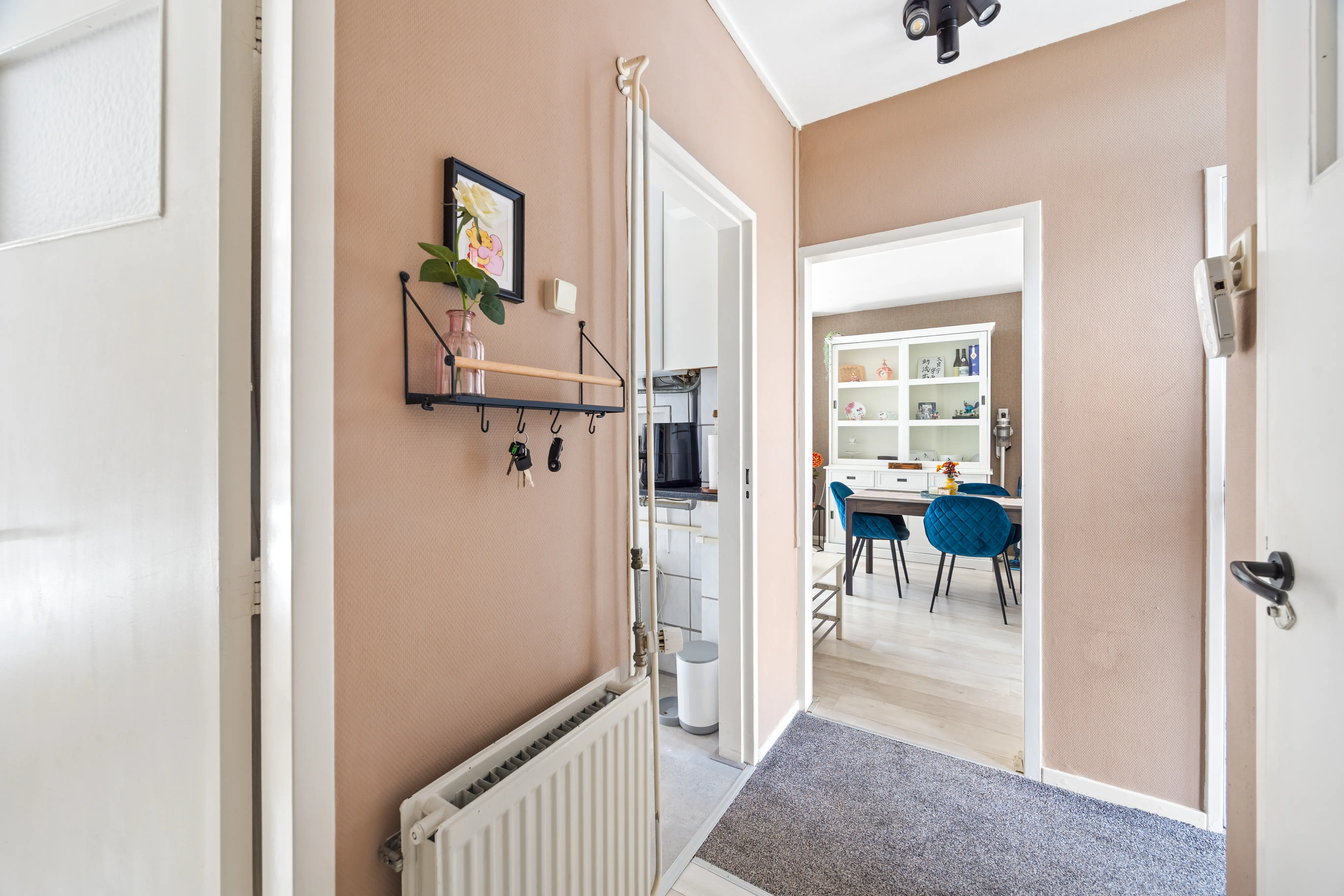 Damstraat 28