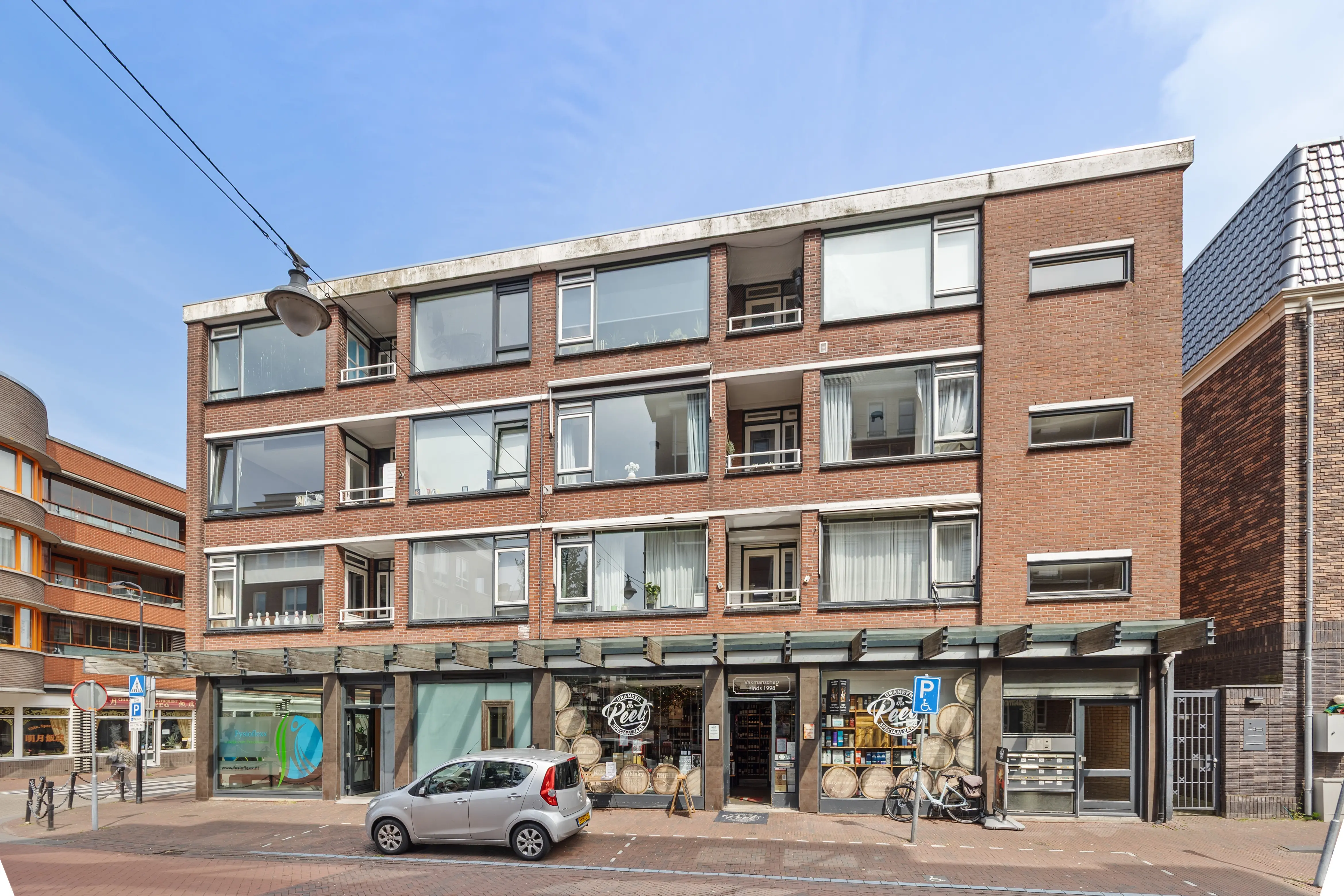 Damstraat 28
