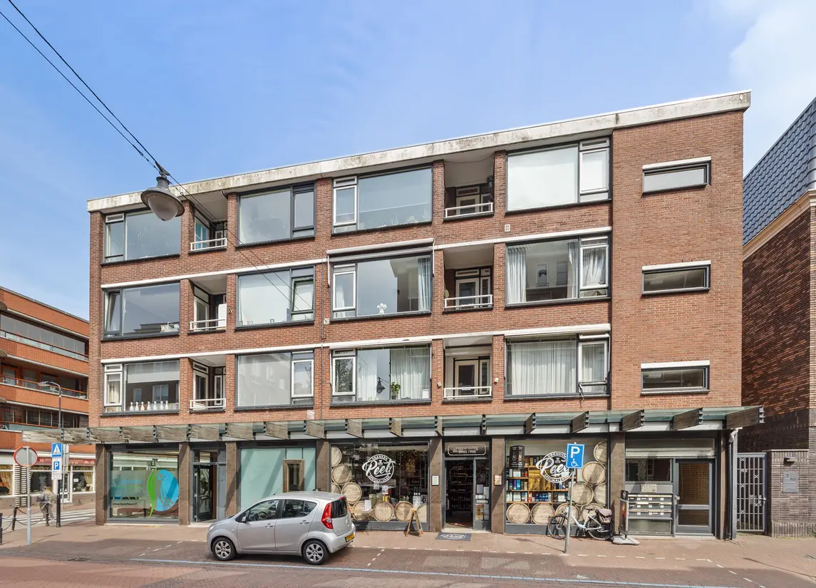 Damstraat 28