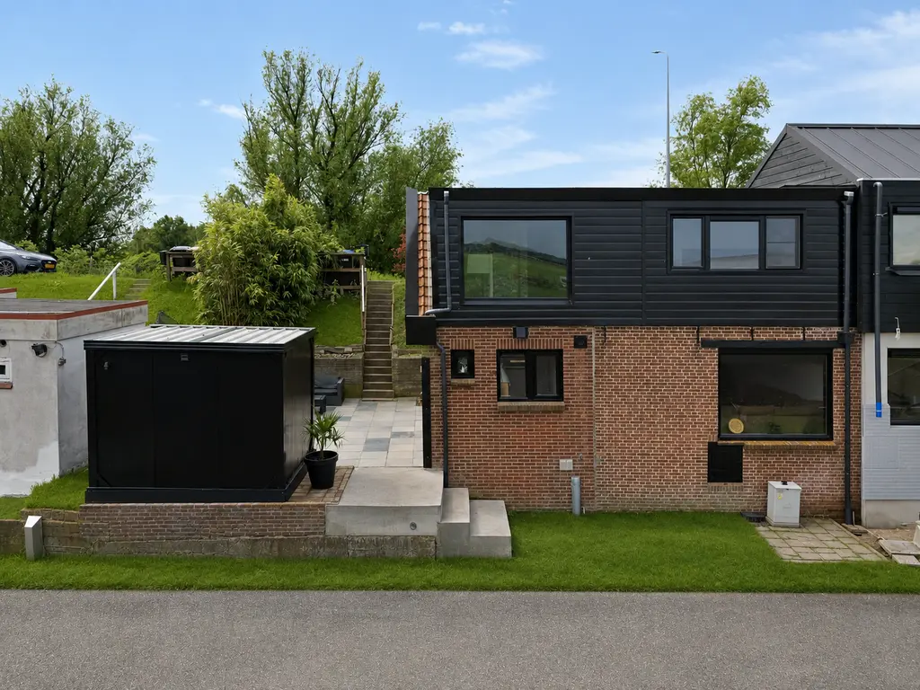 Lindtsedijk 275, ZWIJNDRECHT