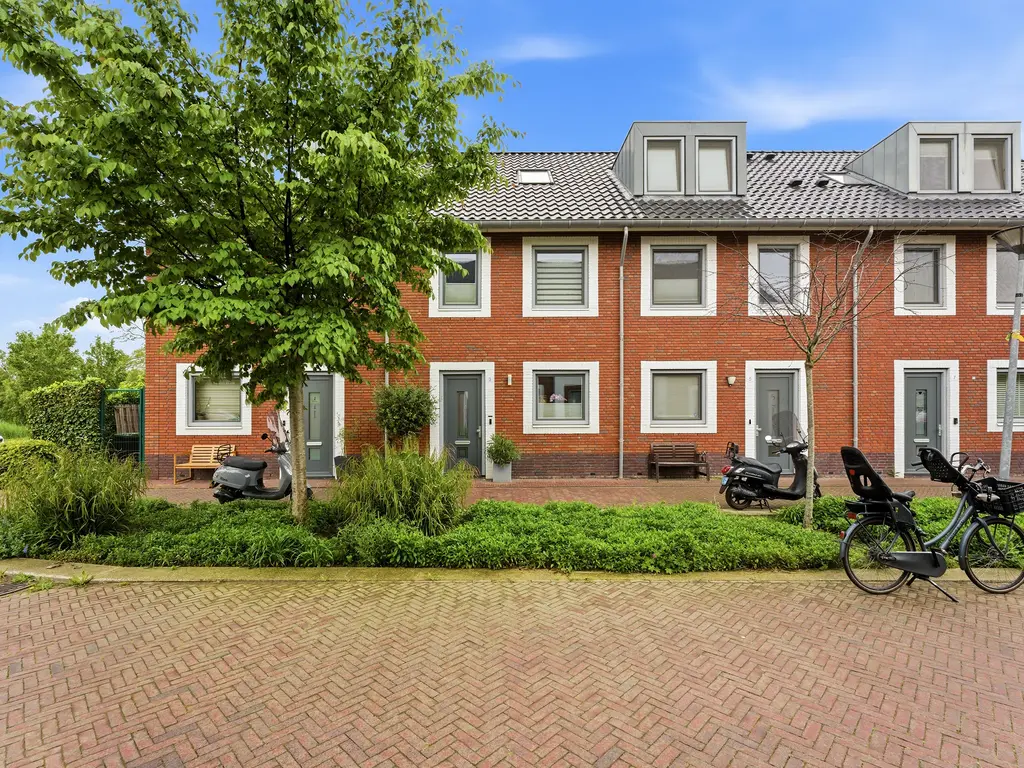 Anky van Grunsvenpad 3, SCHIEDAM