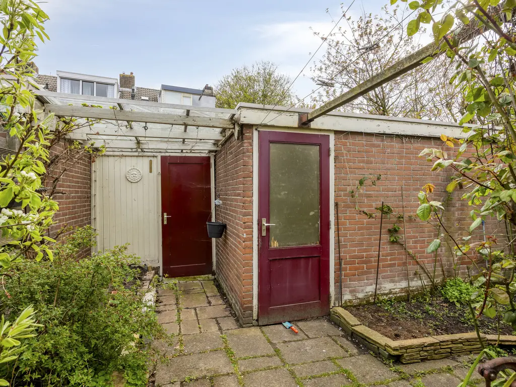 Oosterlee 6, DE LIER