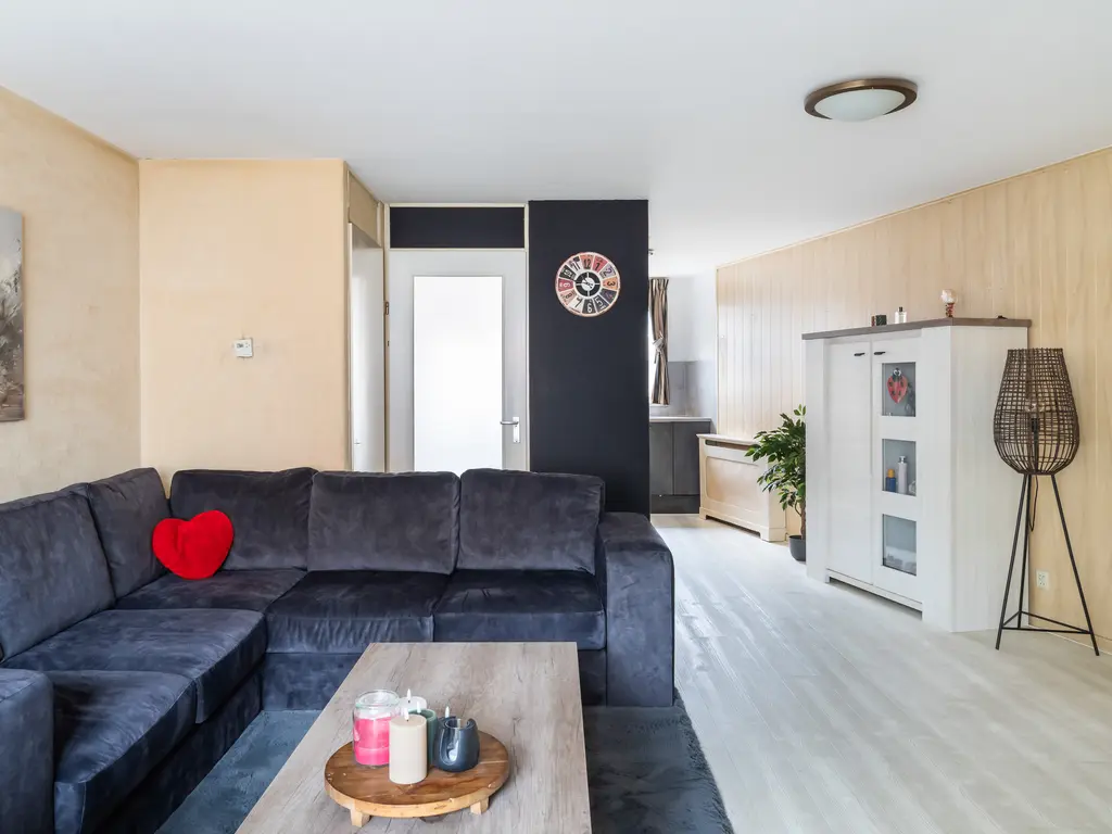 De Velden 220, SCHIEDAM