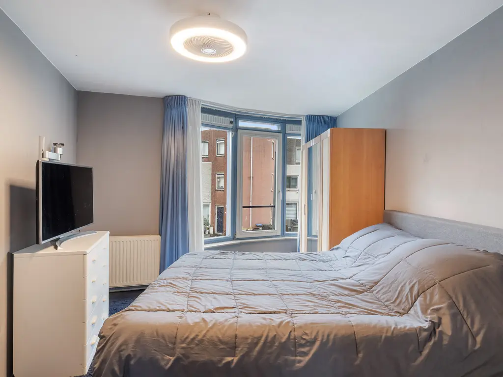 De Velden 220, SCHIEDAM