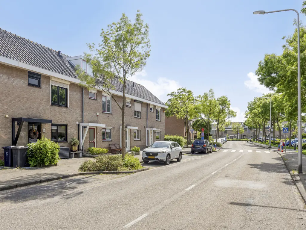 Oudlaan 28, NAALDWIJK