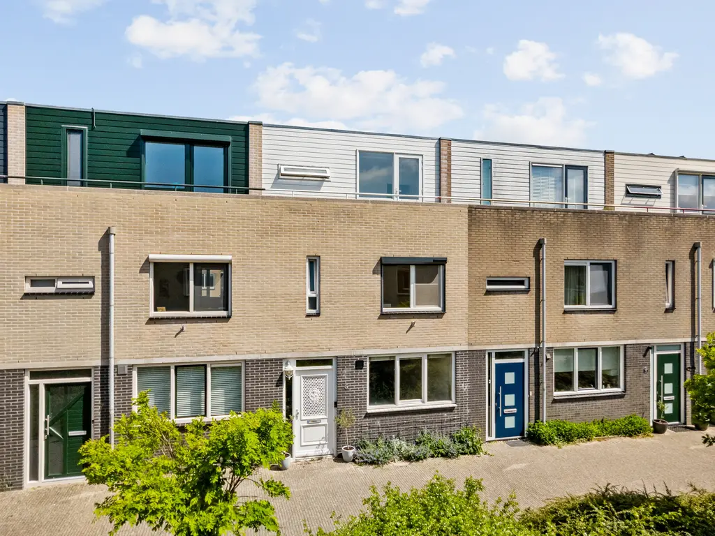 Suze Baarthof 5, Leiden