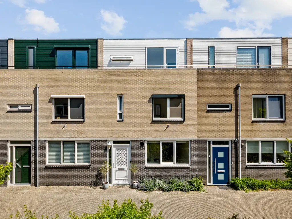 Suze Baarthof 5, Leiden