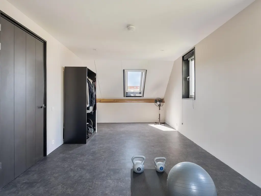 Nijverheidsweg 26, RHOON