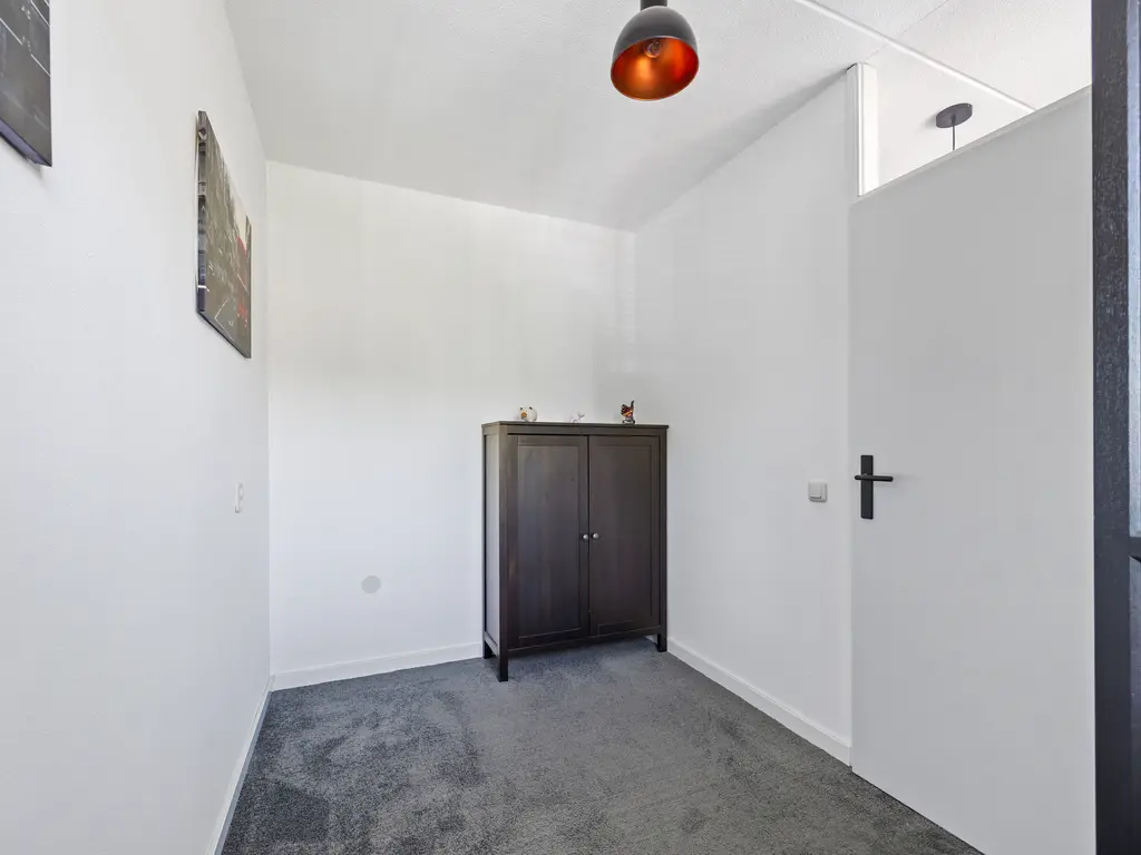 Roomolenstraat 35, Leidschendam