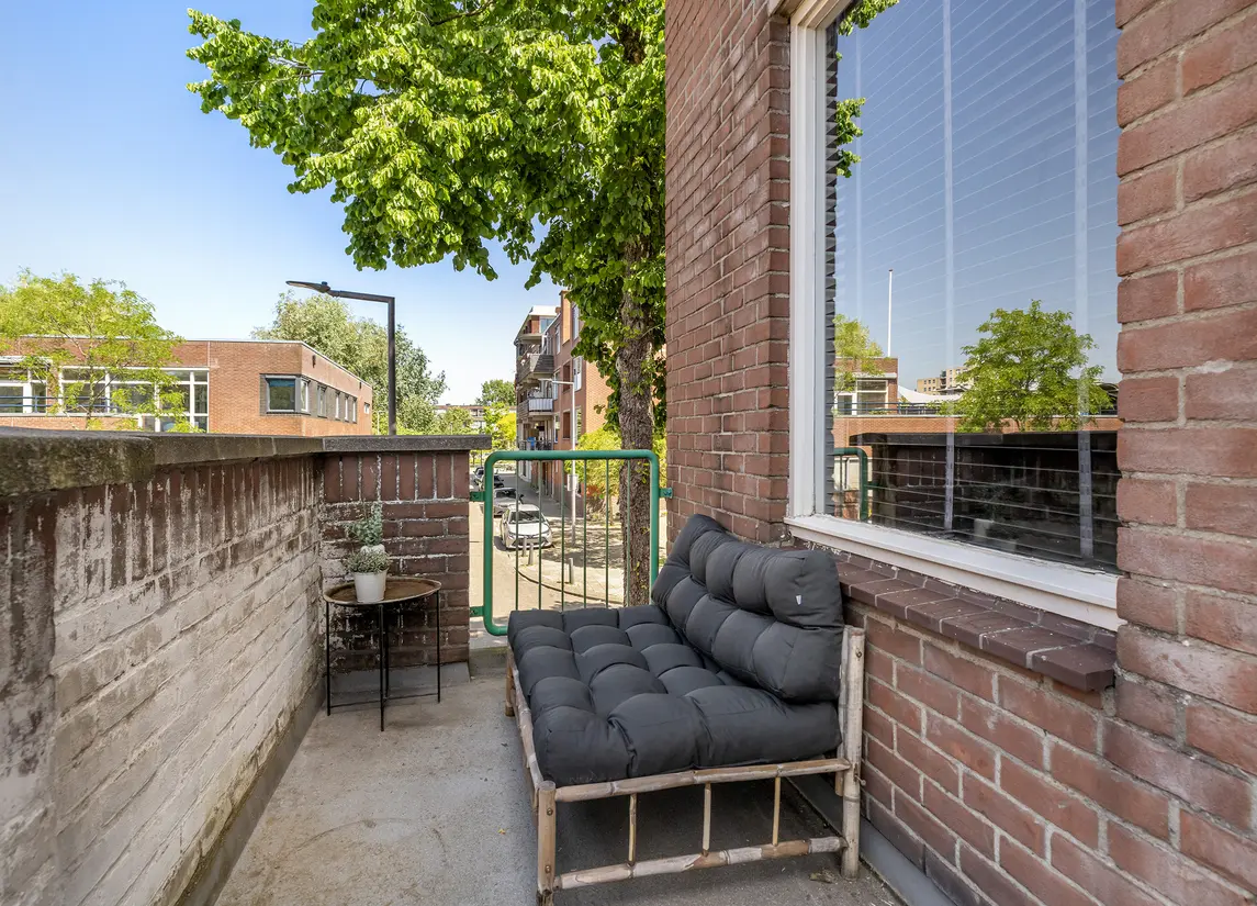 Spiegelnisserstraat 1