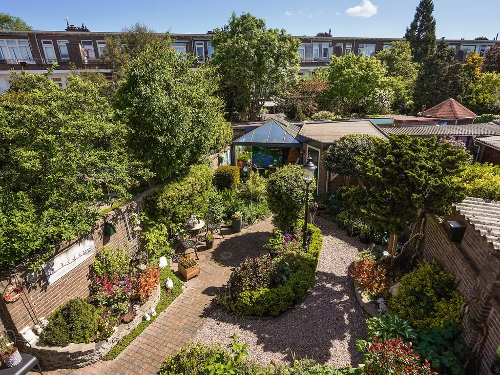 Leersumstraat 92, Den Haag