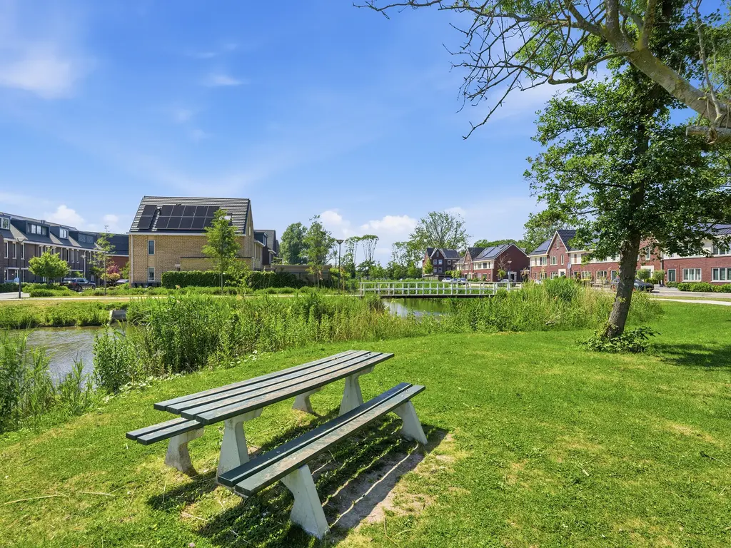 Pieter van den Hoogenbandstraat 12, SCHIEDAM
