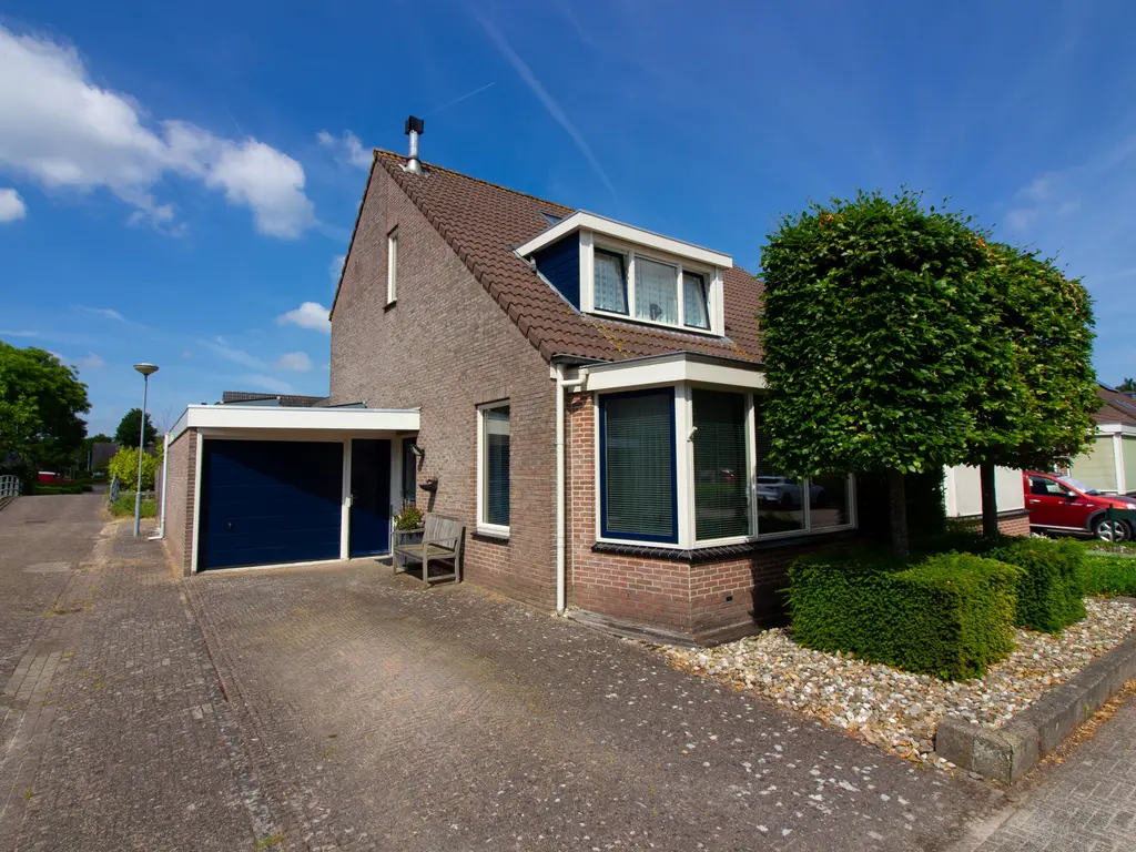 De Botting 13, BOVENKARSPEL