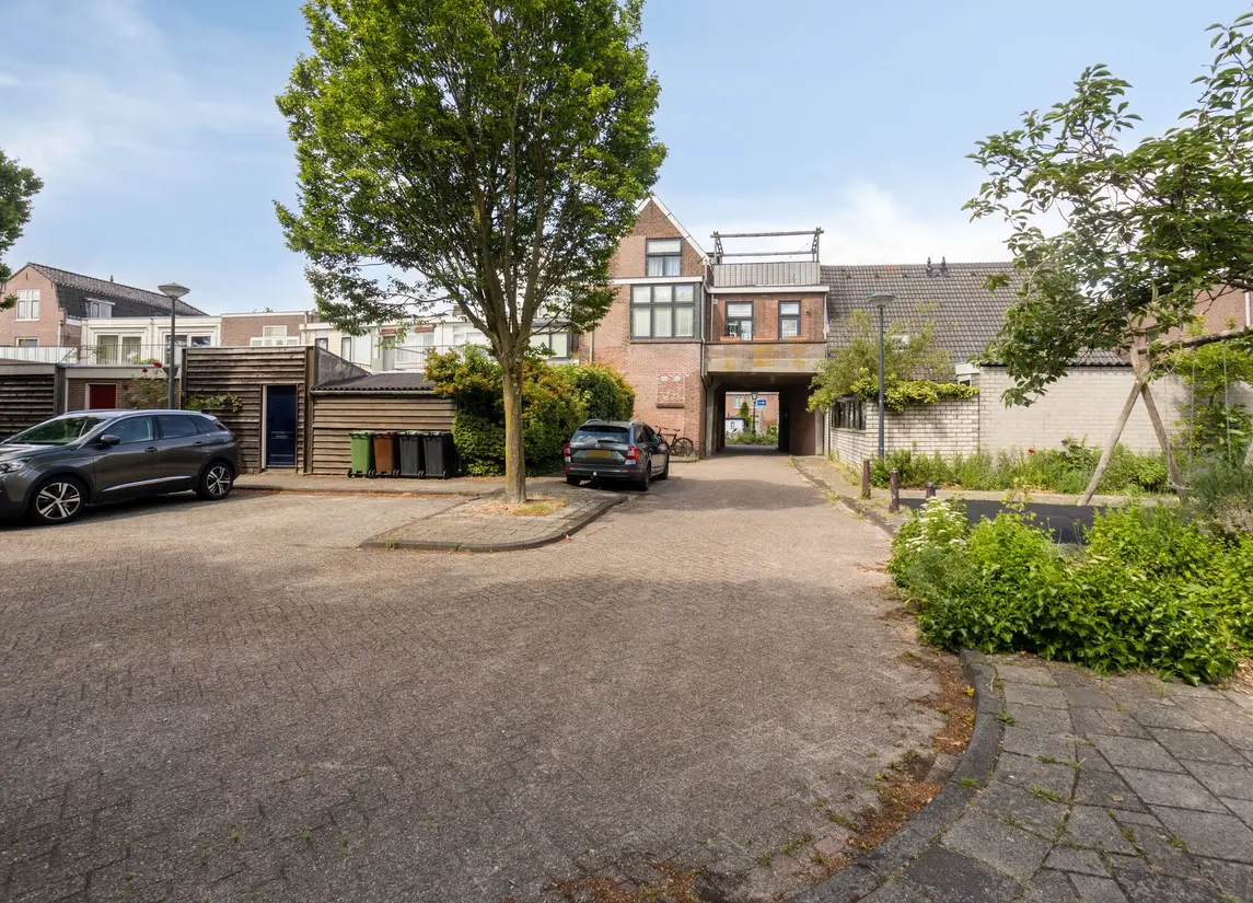 Haarlemmerweg 33