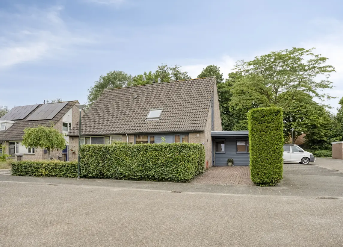 Berliozhof 19