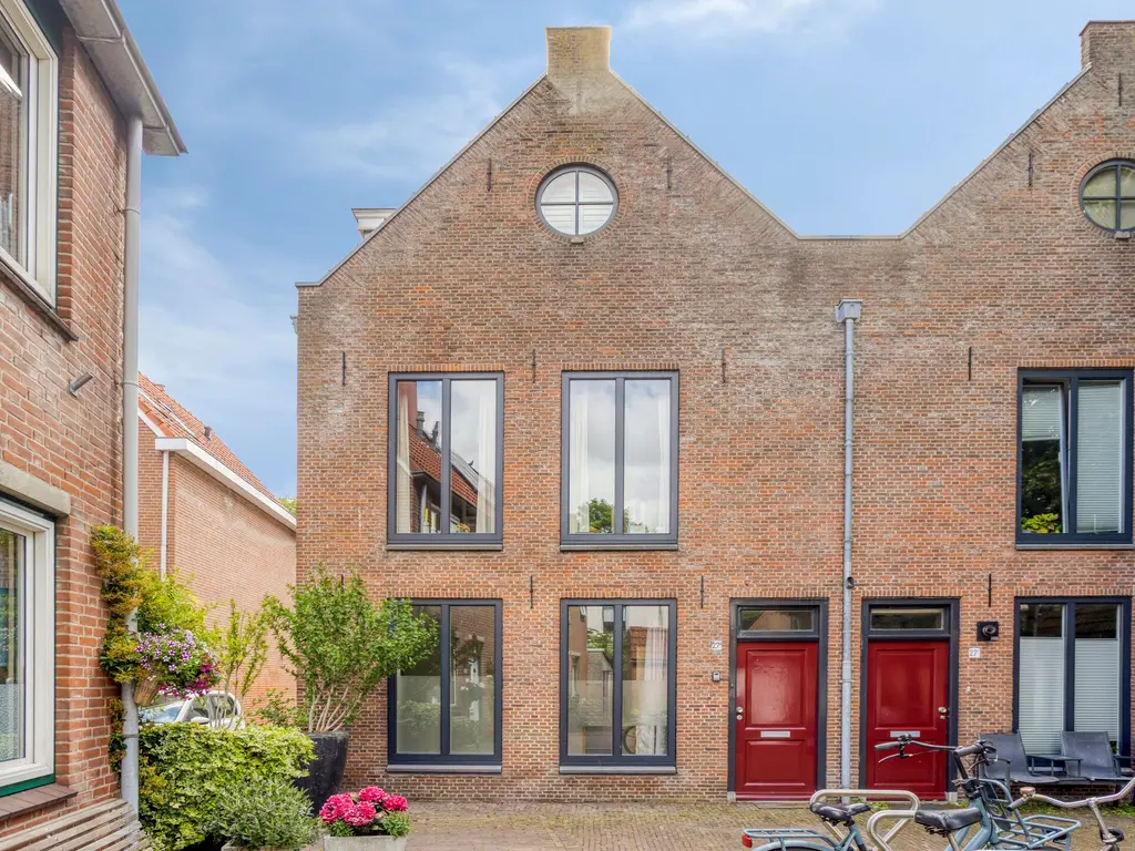 Van der Lubbehof 27A, Leiden