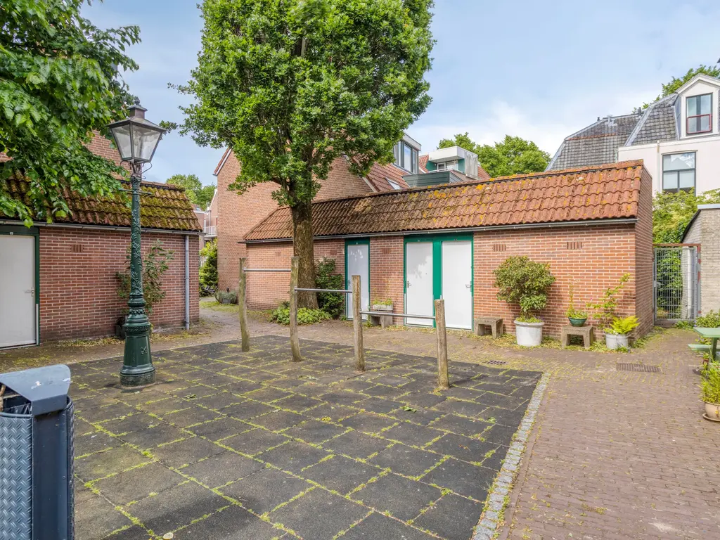 Van der Lubbehof 27A, Leiden