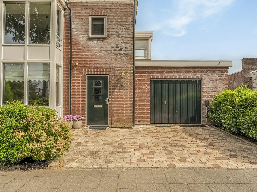 Meerwedesingel 70, BARENDRECHT