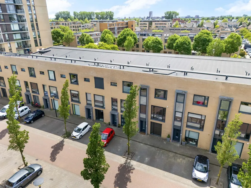 Zwijnenburg 9, BARENDRECHT