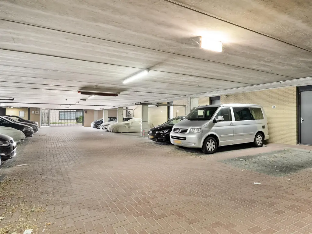 Zwijnenburg 9, BARENDRECHT