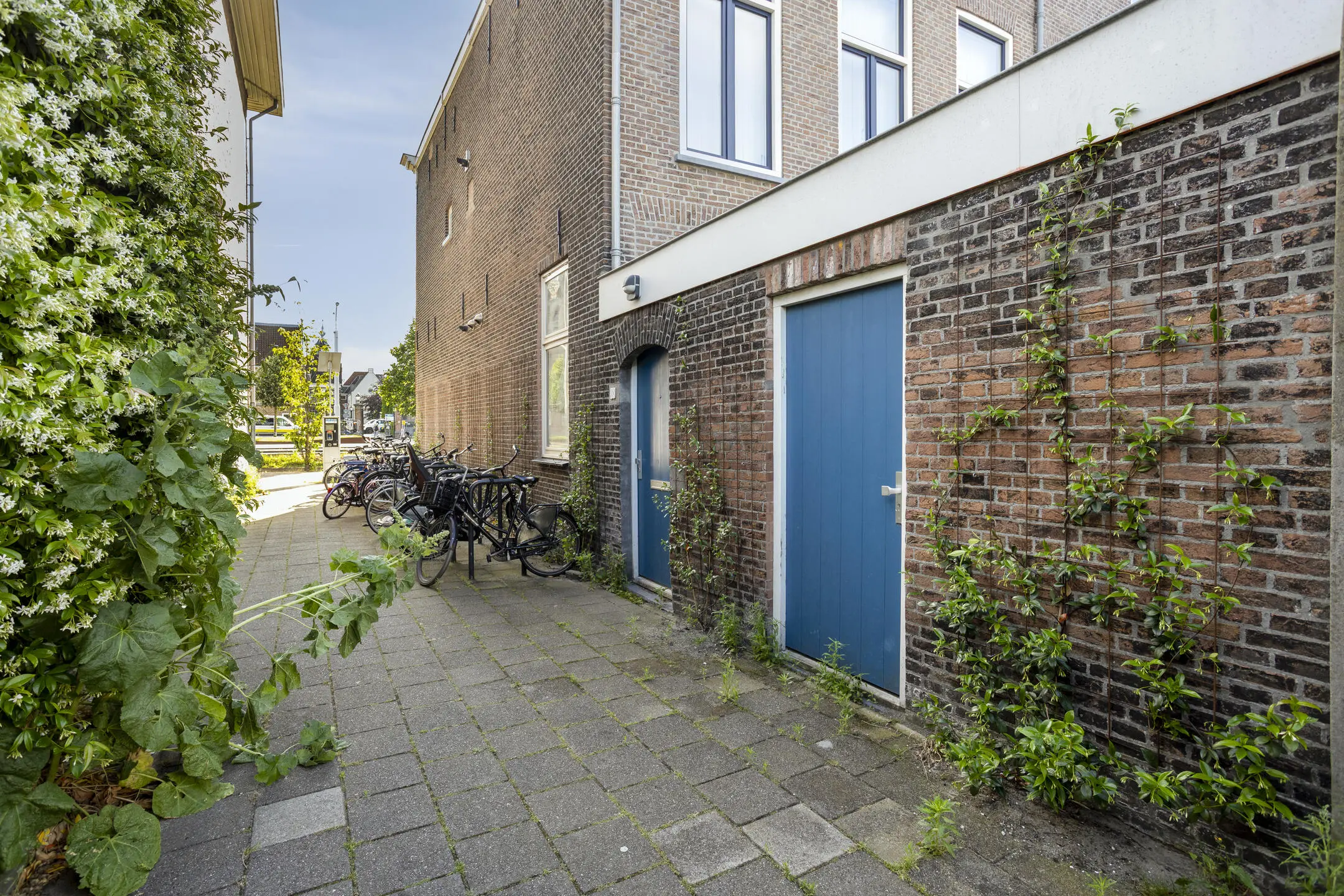 Spoorsingel 38