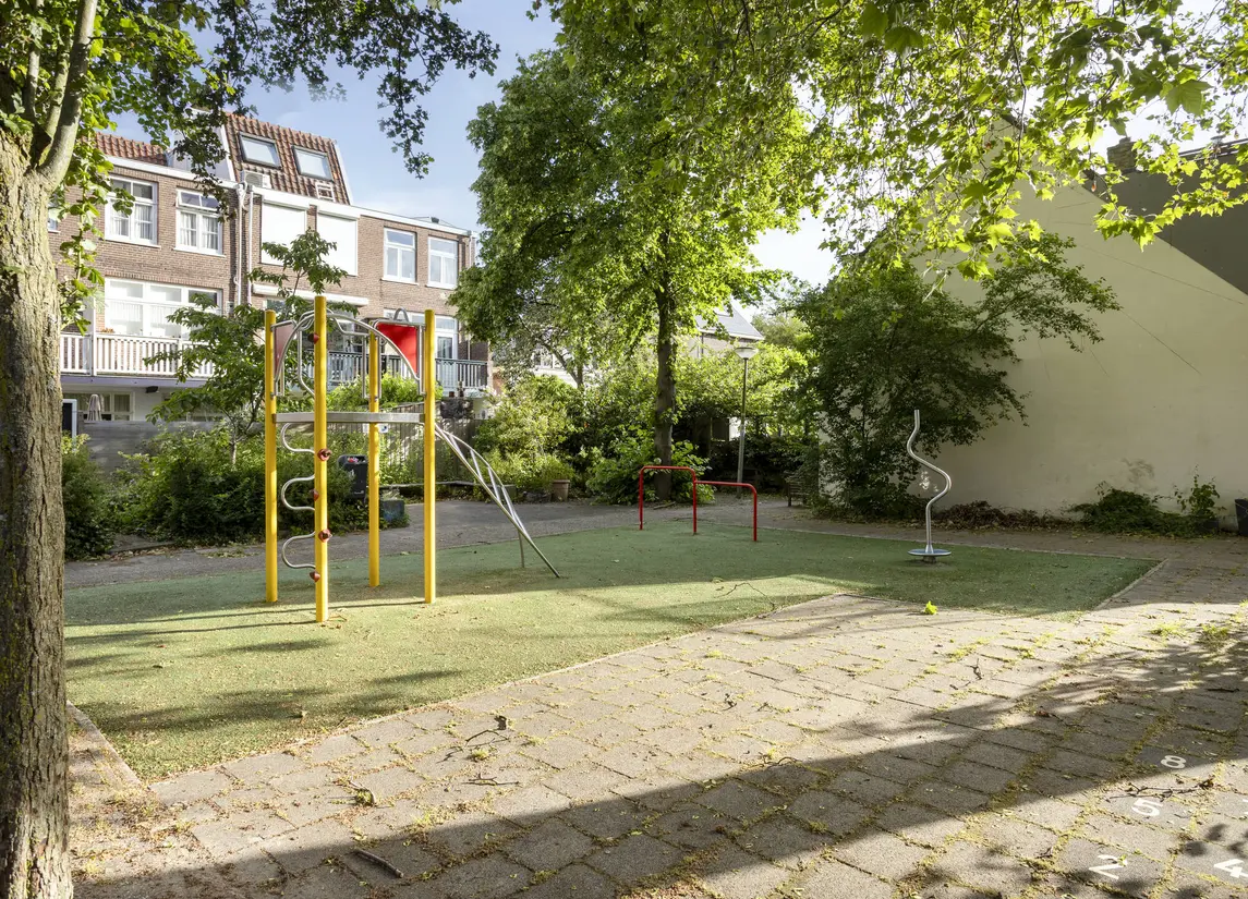 Spoorsingel 38