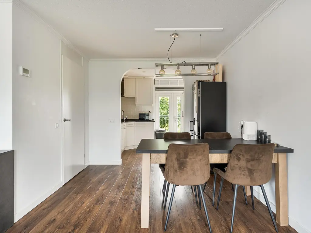 Lijsterbeswede 121, BARENDRECHT