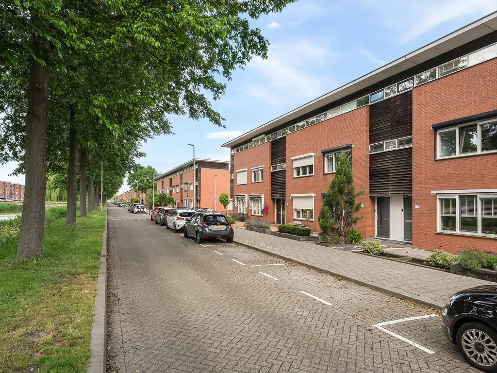 Nieuwe Wetering 127, HOOGVLIET ROTTERDAM