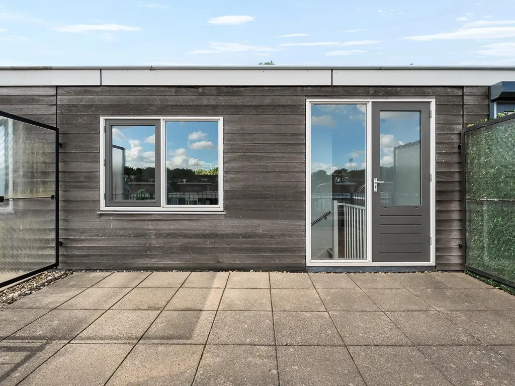 Nieuwe Wetering 127, HOOGVLIET ROTTERDAM