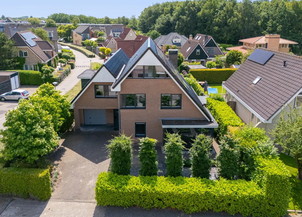 Bertus Aafjeshof 142