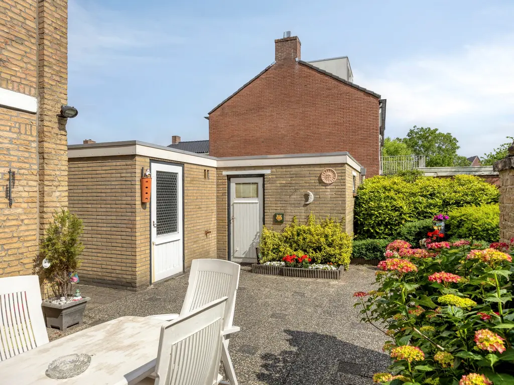 Schubertlaan 33, Roosendaal