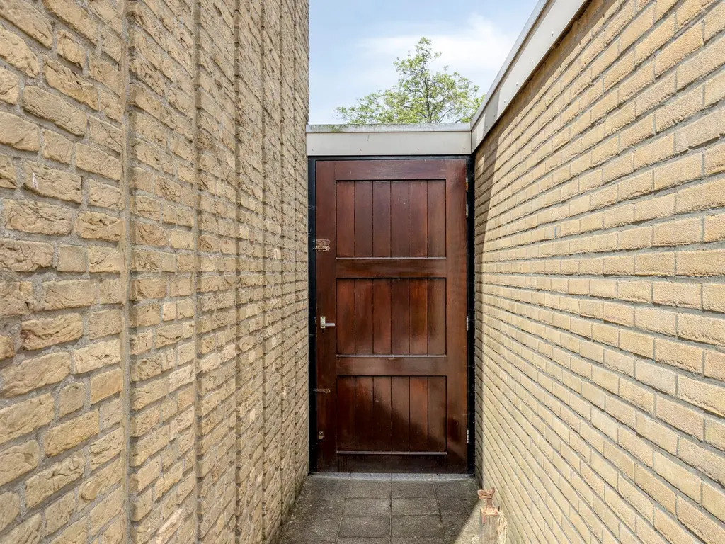 Schubertlaan 33, Roosendaal