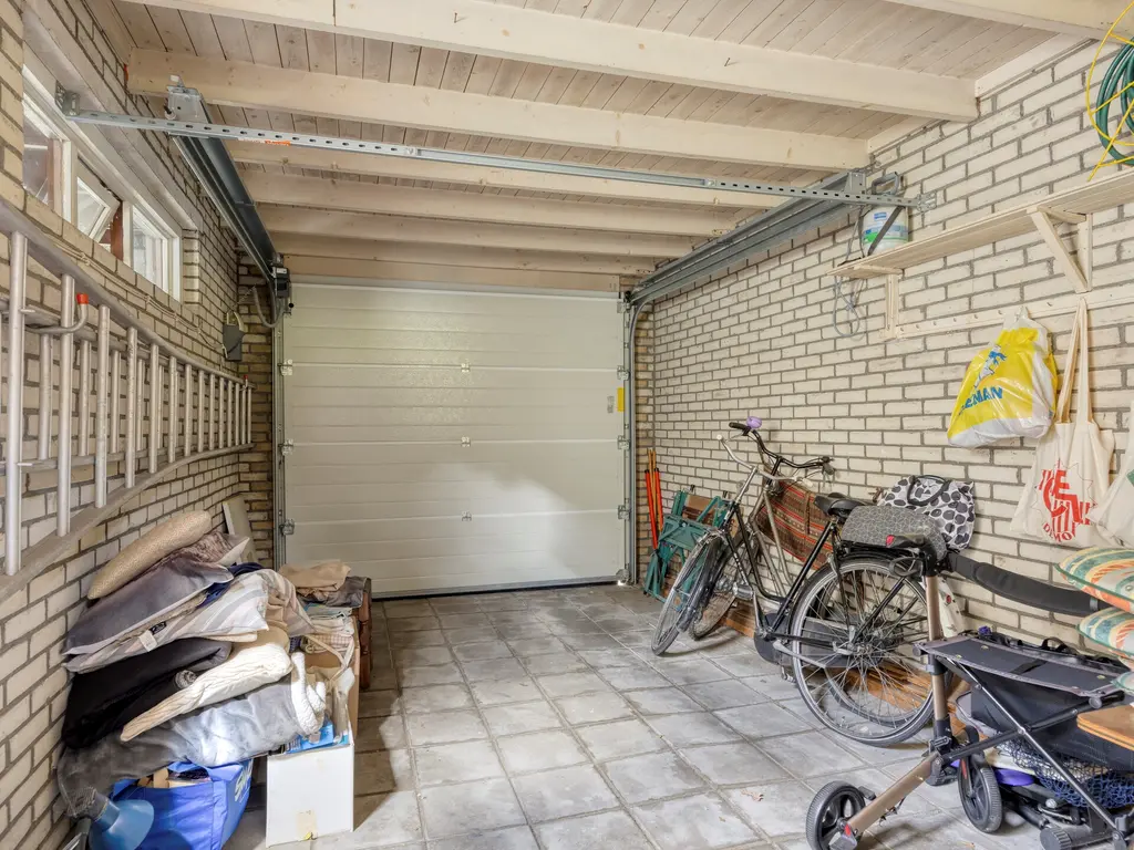 Schubertlaan 33, Roosendaal