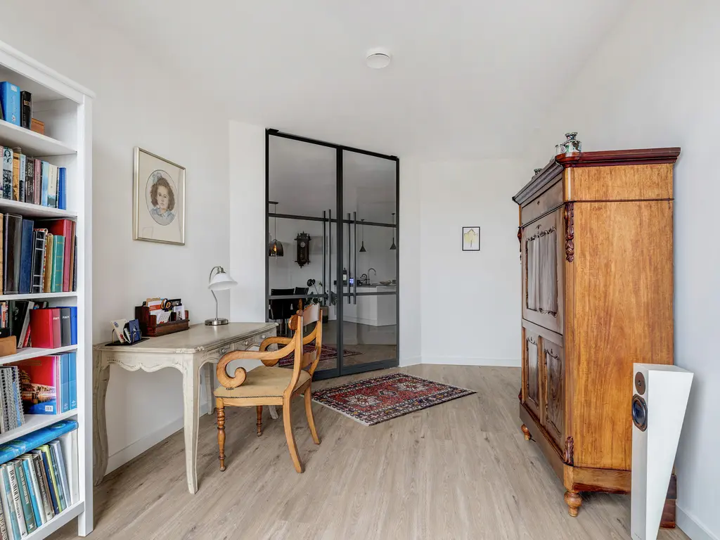 Kruidentuin 2r, BARENDRECHT