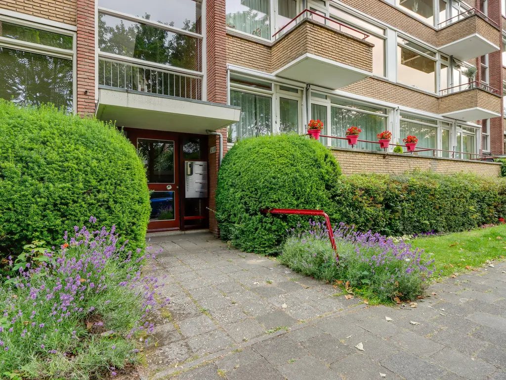Labouchèrelaan 42, RIJSWIJK