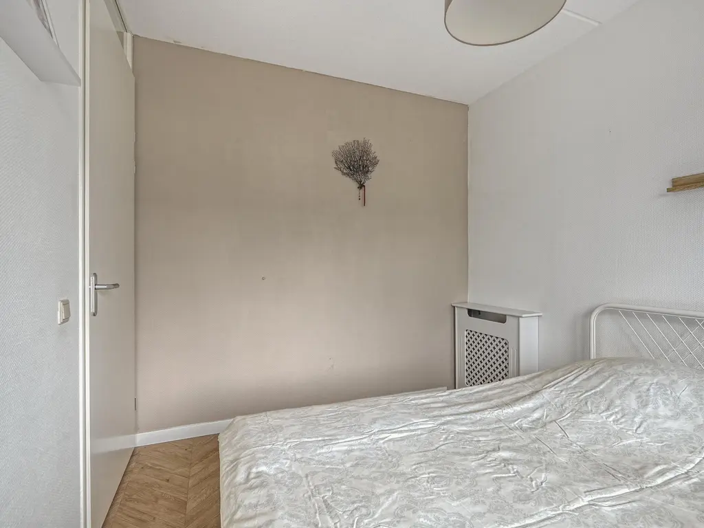 Regenboog 28, RHOON