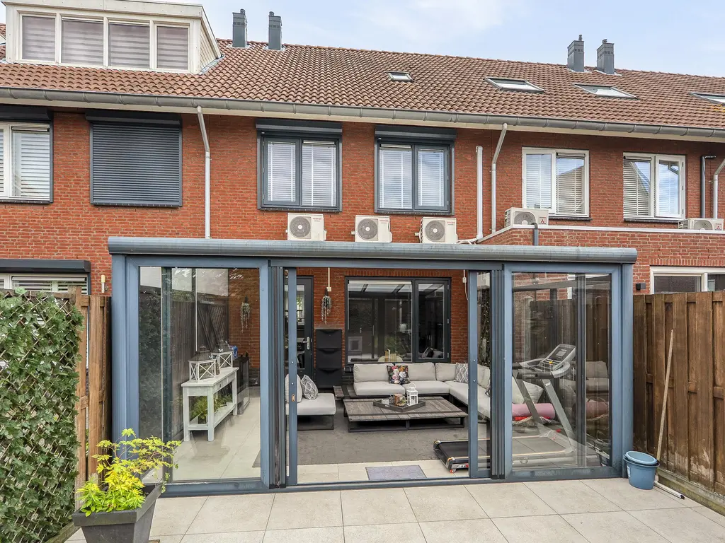 Regenboog 28, RHOON
