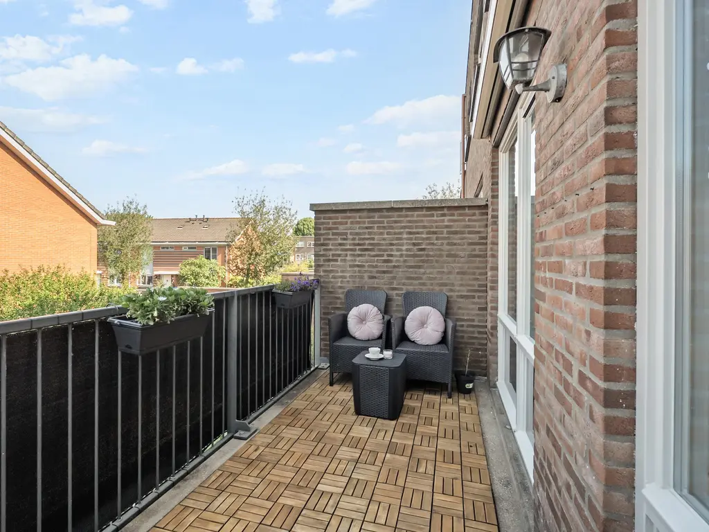 Lijsterbeswede 95, BARENDRECHT